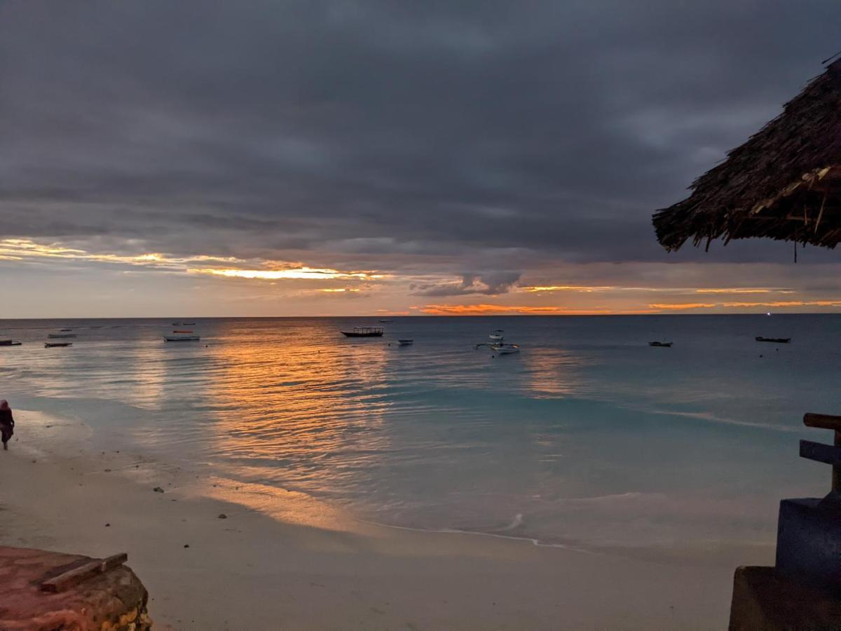 Mkadi Beach House Hotell Nungwi Eksteriør bilde