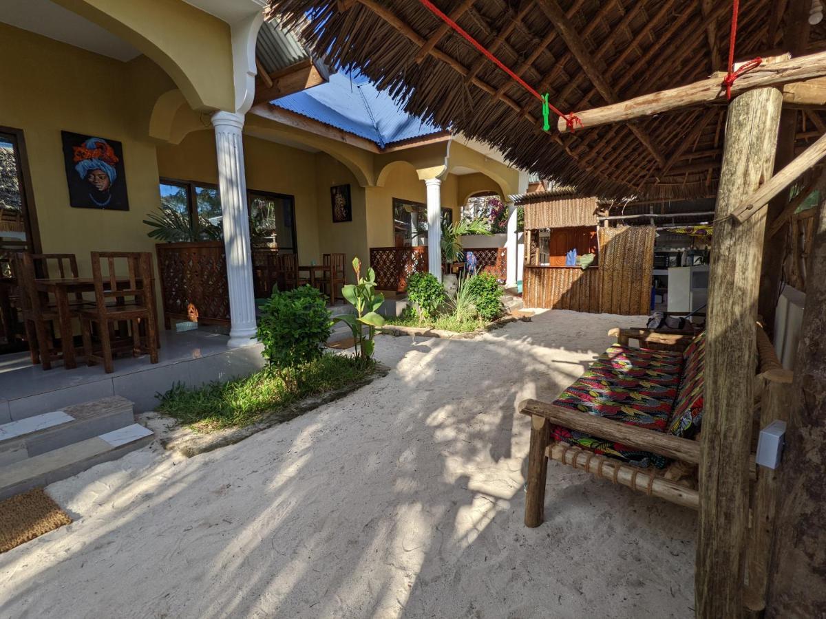 Mkadi Beach House Hotell Nungwi Eksteriør bilde