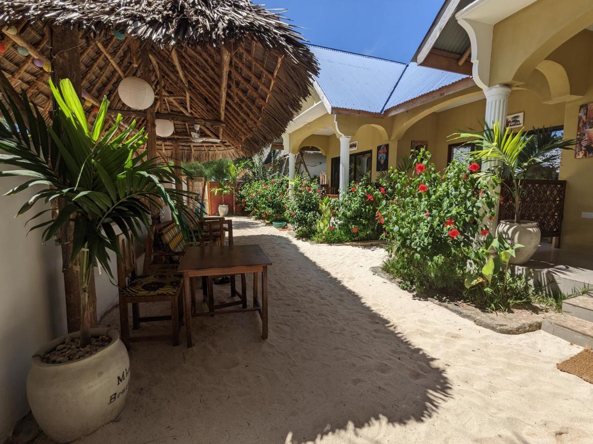 Mkadi Beach House Hotell Nungwi Eksteriør bilde