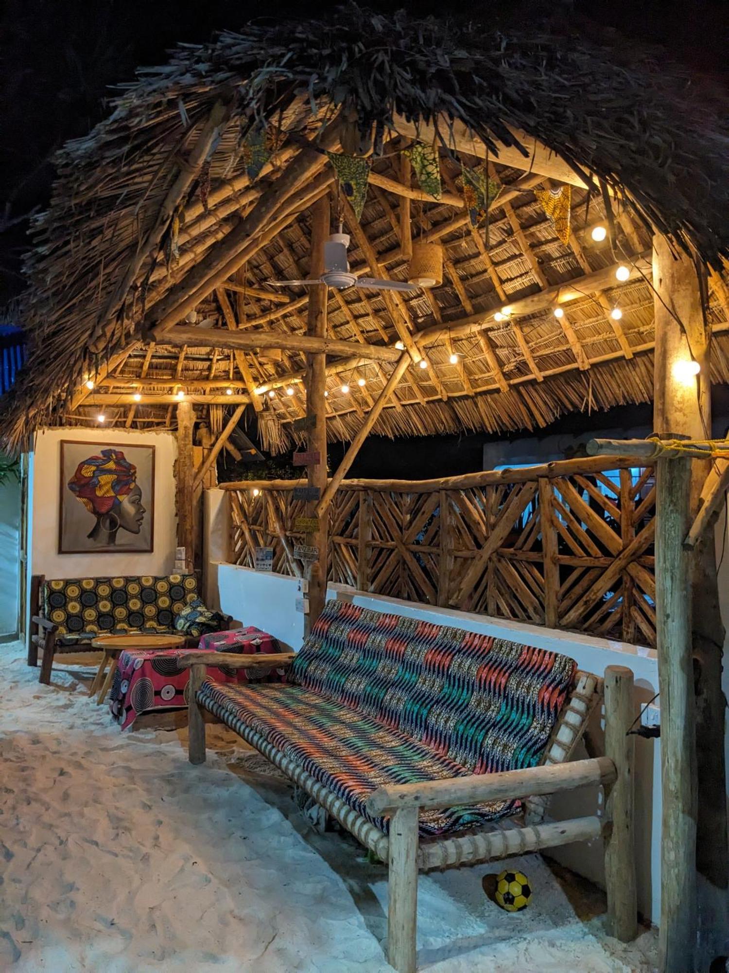 Mkadi Beach House Hotell Nungwi Eksteriør bilde